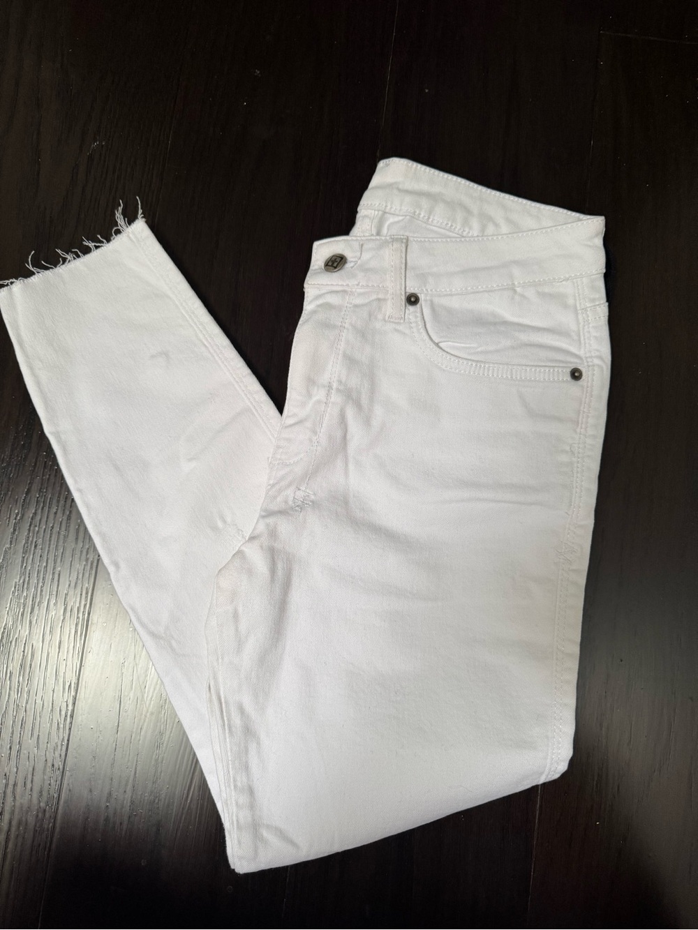 White Women's Skinny Jeans - Cropped KSUBI